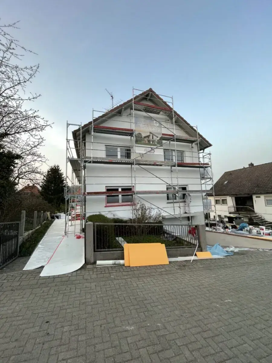 Malerarbeiten abgeschlossen — Andymen Maler mit Stern