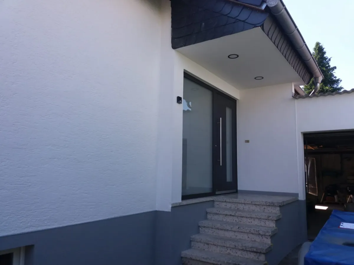 Fassade streichen nachher — frischer Anstrich in Hessen, Festpreis Andymen